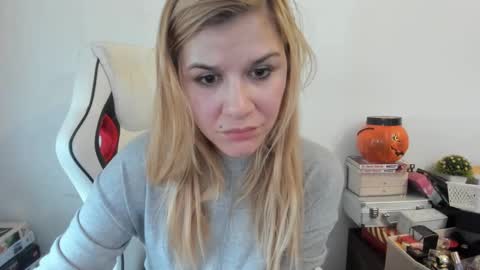 FREE ONLY FANSy online show from January 29, 3:04 pm