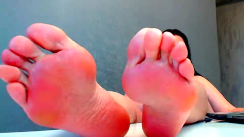 Lilith online show from February 1, 7:05 am