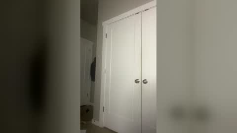 spoilprincesschloee online show from December 21, 7:48 am