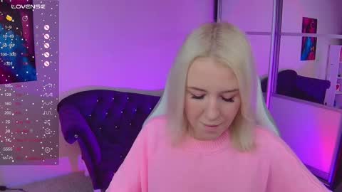 Snapshot of springajara chatting on October 7, 12:45 pm Vetta online show from October 7, 12:45 pm