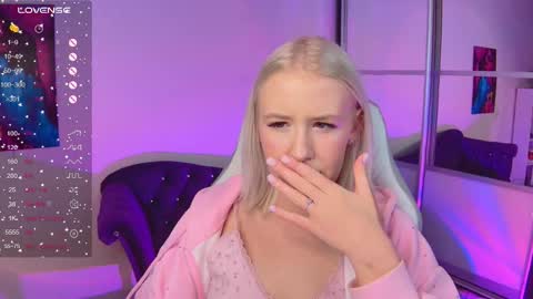 Snapshot of springajara chatting on September 19, 2:54 pm Vetta online show from September 19, 2:54 pm