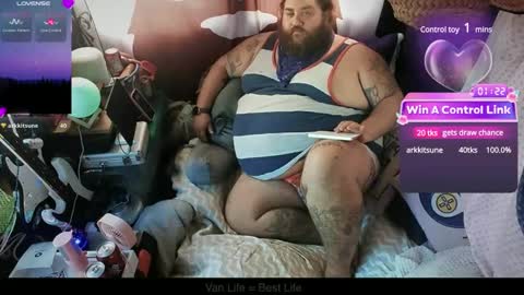 Your Pal Squeaks online show from December 13, 8:36 pm