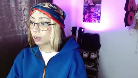 Snapshot of squirt_charlotte chatting on October 11, 6:11 pm HELLO WELCOME MY NAME IS CHARLOTTE OY A NEW GIRL online show from October 11, 6:11 pm