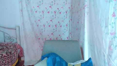 Snapshot of squirt_dirty_anal chatting on October 6, 10:27 pm valeria online show from October 6, 10:27 pm