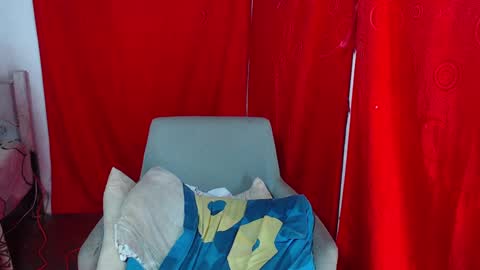 Snapshot of squirt_dirty_anal chatting on September 12, 11:07 pm valeria online show from September 12, 11:07 pm