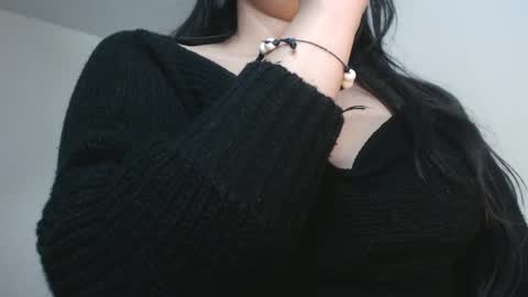 Snapshot of squirt_milk_ chatting on March 10, 2:50 am Carolainss online show from March 10, 2:50 am