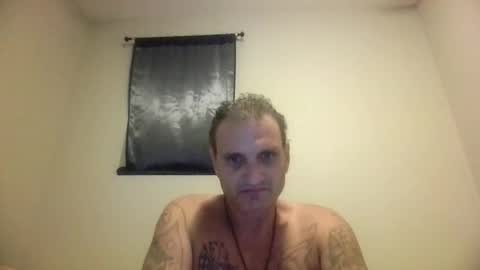 Snapshot of squirtn4mee chatting on October 17, 10:41 am Squirtn4mee online show from October 17, 10:41 am