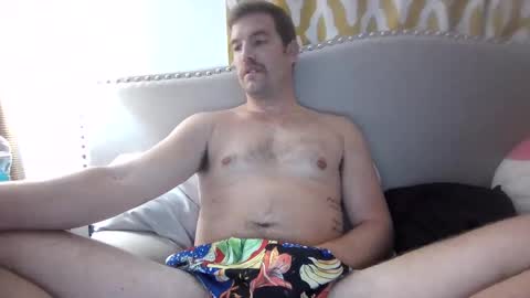 sqzeitbby69 online show from April 18, 1:18 am