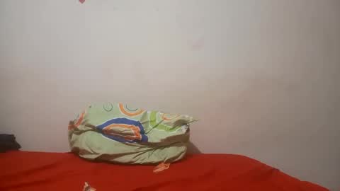 Snapshot of sradicto chatting on September 20, 2:47 am Flacofitxx online show from September 20, 2:47 am