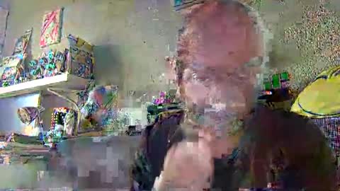 Snapshot of srekos38 chatting on December 23, 9:49 am srekos38 online show from December 23, 9:49 am