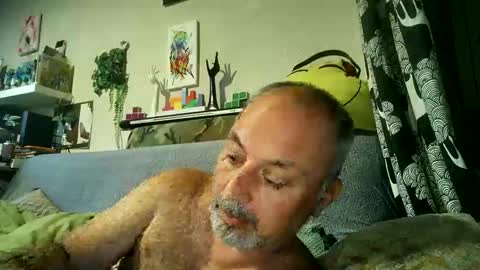 Snapshot of srekos38 chatting on September 23, 5:19 pm srekos38 online show from September 23, 5:19 pm