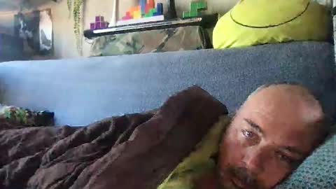 Snapshot of srekos38 chatting on October 8, 9:04 am srekos38 online show from October 8, 9:04 am
