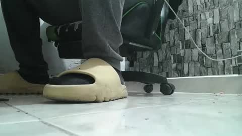 sr master cum its my old account online show from September 10, 2:23 am