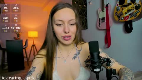 Anni if Im offline for a long time Im depressed feel free to support me offline online show from January 4, 1:31 pm