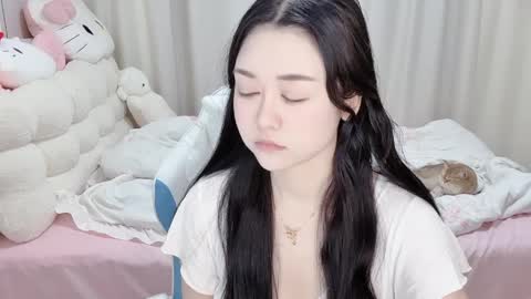 Aurora online show from April 5, 9:23 pm