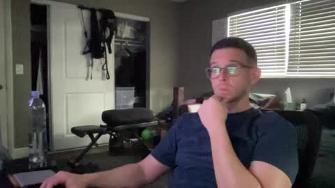 Jose online show from April 8, 9:29 pm