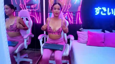 Snapshot of staarlightt chatting on September 24, 9:10 pm staarlightt online show from September 24, 9:10 pm