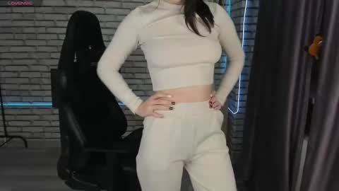 Snapshot of stacey__lace chatting on October 15, 4:30 pm stacey__lace online show from October 15, 4:30 pm