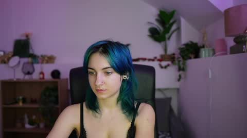 stacy  x3 online show from March 25, 9:16 am