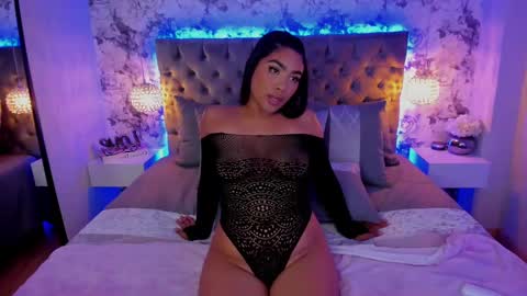 Stacy Carter  online show from December 11, 6:31 pm