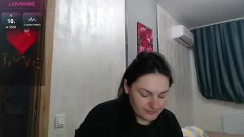Snapshot of stacy_davise chatting on October 19, 5:12 am STACY online show from October 19, 5:12 am