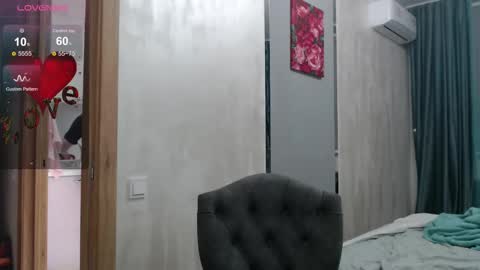 Snapshot of stacy_davise chatting on October 9, 8:58 pm STACY online show from October 9, 8:58 pm
