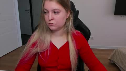 Stacy  online show from September 17, 11:24 am