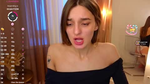 Sexy lips online show from March 9, 1:48 pm