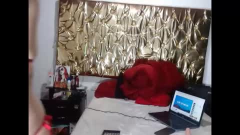 Snapshot of stacy_waine chatting on February 23, 11:04 pm shanell online show from February 23, 11:04 pm
