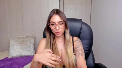 Stacy Conner online show from September 24, 6:58 pm