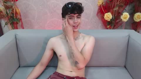 Snapshot of star_boyx chatting on September 19, 10:13 pm star_boyx online show from September 19, 10:13 pm