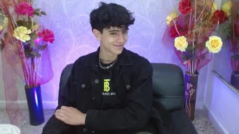 Snapshot of star_boyx chatting on October 11, 2:43 pm star_boyx online show from October 11, 2:43 pm