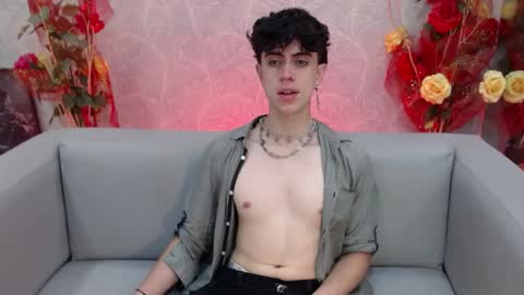 Snapshot of star_boyx chatting on September 24, 9:10 pm star_boyx online show from September 24, 9:10 pm