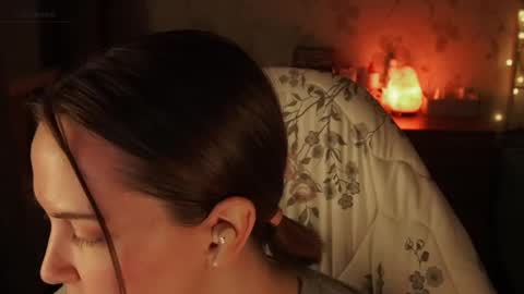 Alice online show from March 5, 4:02 pm