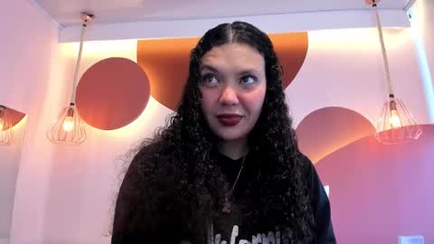 Stark Jones online show from September 22, 12:53 pm