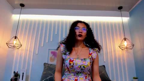 Stark Jones online show from November 3, 1:01 pm