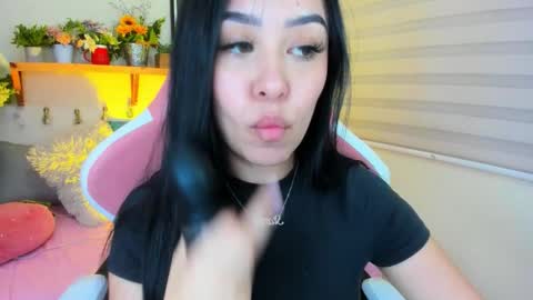 Snapshot of starlie_ chatting on October 7, 1:01 am Alisson online show from October 7, 1:01 am