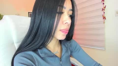 Snapshot of starlie_ chatting on February 1, 2:37 am Alisson online show from February 1, 2:37 am