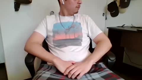 starsandgalaxies online show from April 12, 8:35 pm