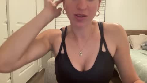 Snapshot of stassiethatsororitygirl chatting on February 19, 12:03 am Stassiethatsororitygirl online show from February 19, 12:03 am