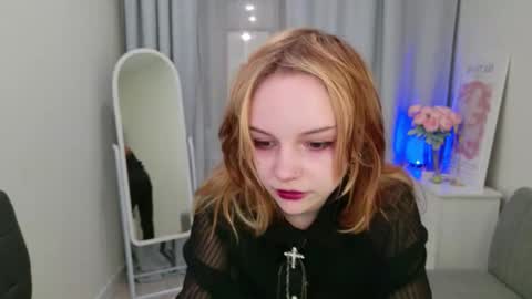 Snapshot of staymonica chatting on September 24, 2:02 pm MONICA online show from September 24, 2:02 pm