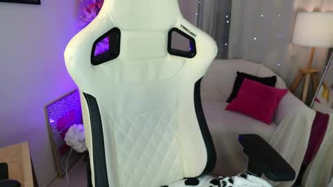 MONICA online show from December 18, 12:55 pm