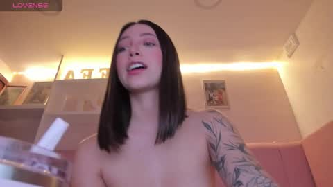 Stefa Gomez  online show from October 30, 1:12 pm