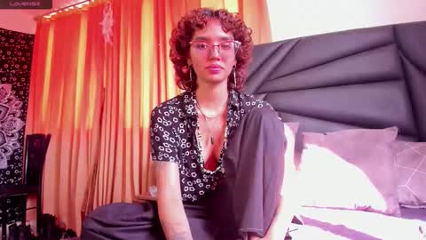 Stefania  online show from January 17, 8:28 pm