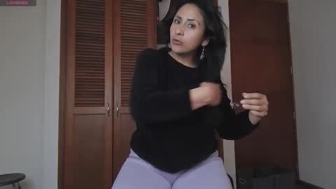 Snapshot of stefaniadiazz_ chatting on October 5, 4:25 pm Stafania 3 online show from October 5, 4:25 pm