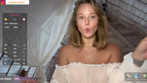 Stefanie online show from April 3, 3:35 am