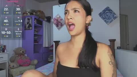 Im MiaIts my first day here  online show from December 3, 2:45 am