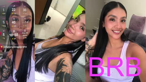 Im MiaIts my first day here  online show from April 10, 11:53 pm