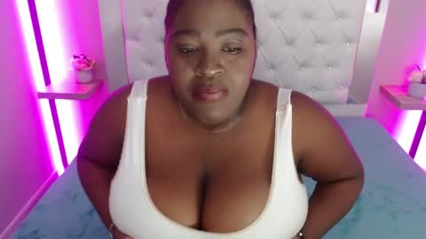 stefany_brooks online show from December 11, 9:12 pm