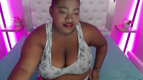 stefany_brooks online show from December 13, 12:17 pm